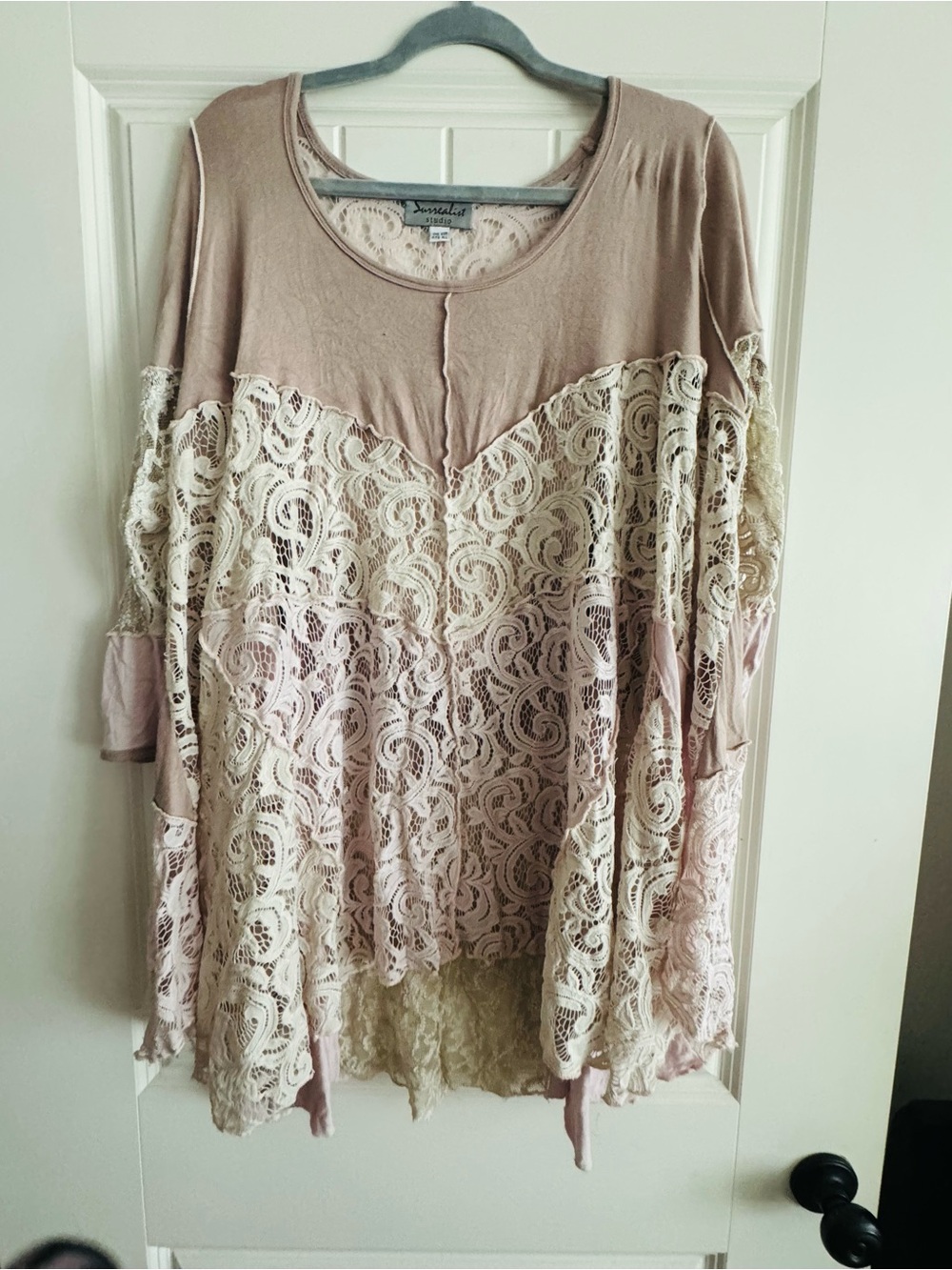 Lace Panel Long Sleeve Tunic Top - Taupe & Cream